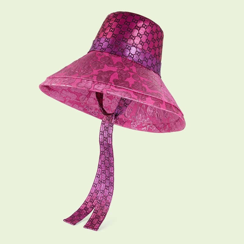 Cappello a falda larga GG con motivo jacquard in lamé e nastri in rosa  acceso | GUCCI® Italia
