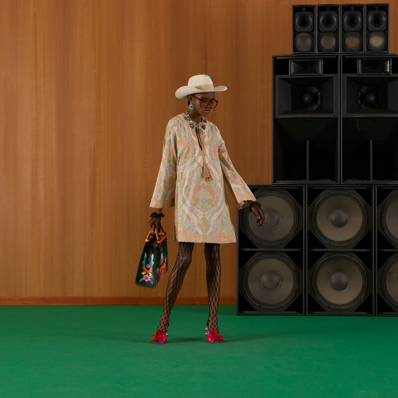 Abito in mussola di cotone con stampa damascata in rosa pastello | GUCCI®  Italia