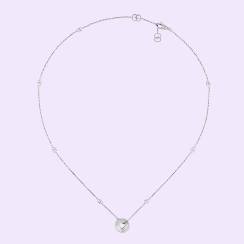 Icon 18k heart necklace Detail 5