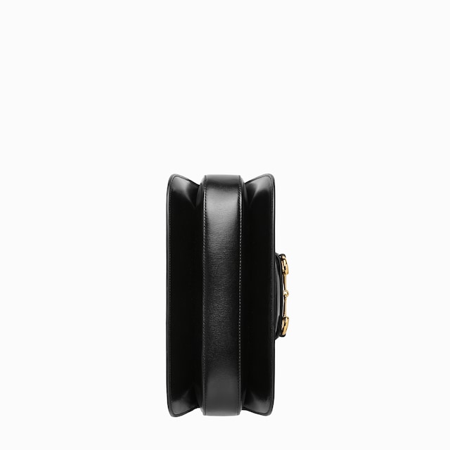 حقيبة الكتف Gucci Horsebit 1955 متوسطة الحجم