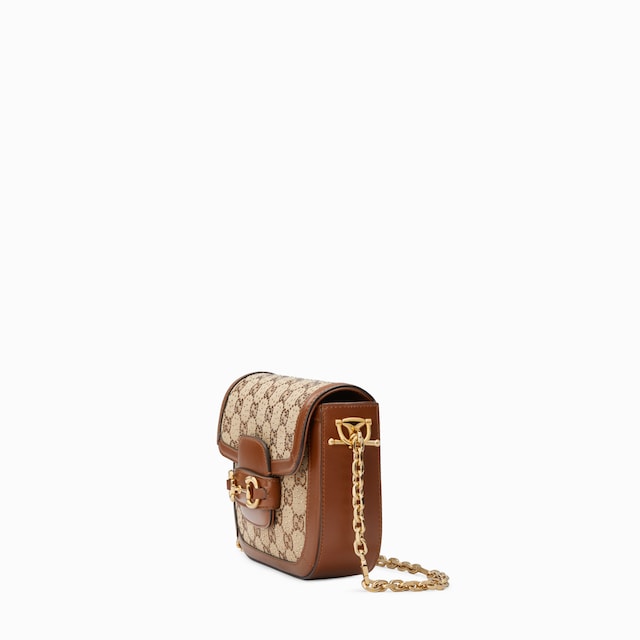حقيبة الكتف Gucci Horsebit 1955 صغيرة الحجم ومزيّنة بالكريستال