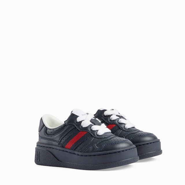 Sneaker con nastro Web