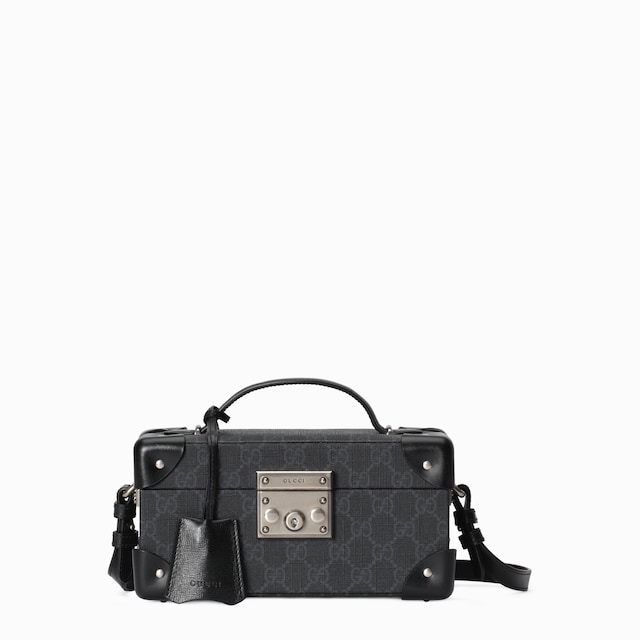 Small rigid watch case