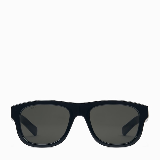 Oval frame sunglasses