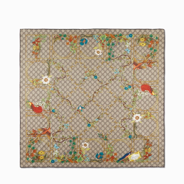 Pañuelo de sarga de seda con estampado