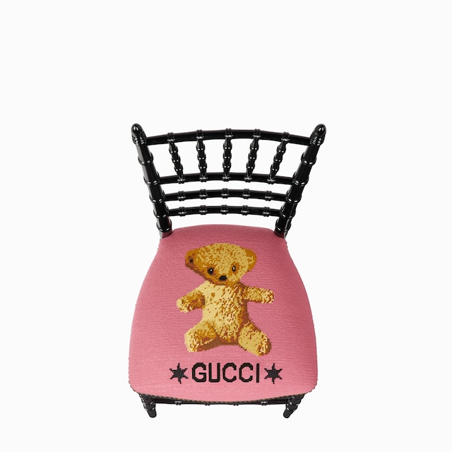 Chiavari-Stuhl mit Gucci Bären-Stickerei