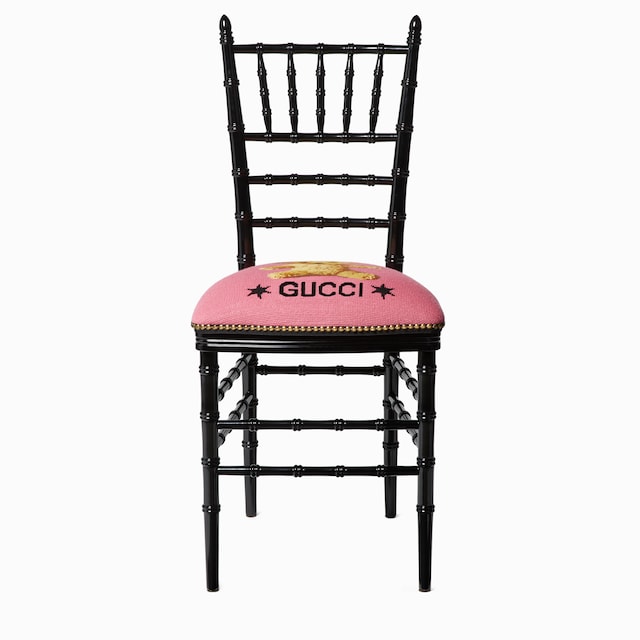 Chiavari-Stuhl mit Gucci Bären-Stickerei