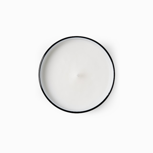 Gucci Flora Sketch print candle, Inventum scent