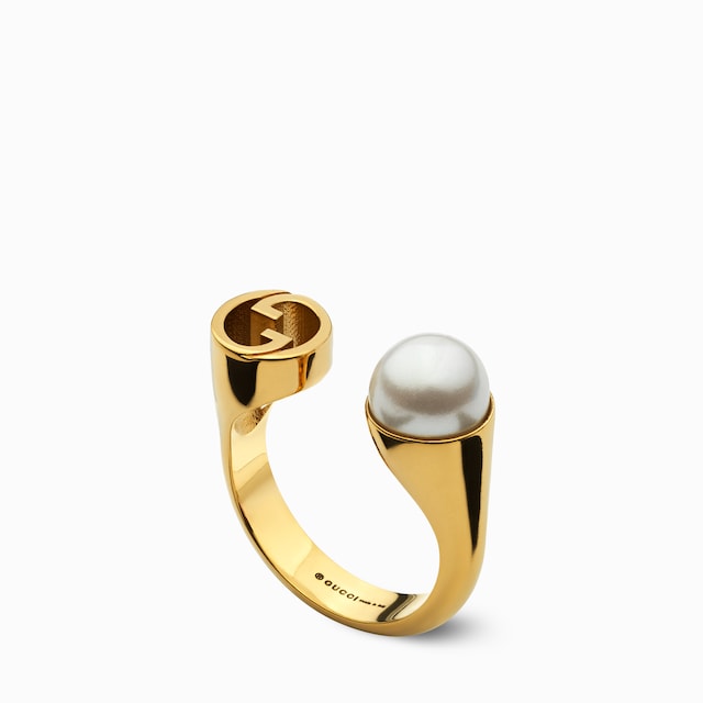 Gucci Blondie resin pearl ring