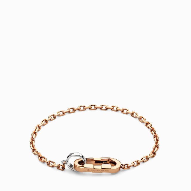 سوار Gucci Link to Love على شكل سلسلة عيار 18 قيراطاً
