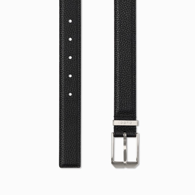 Belt with rectangular buckle