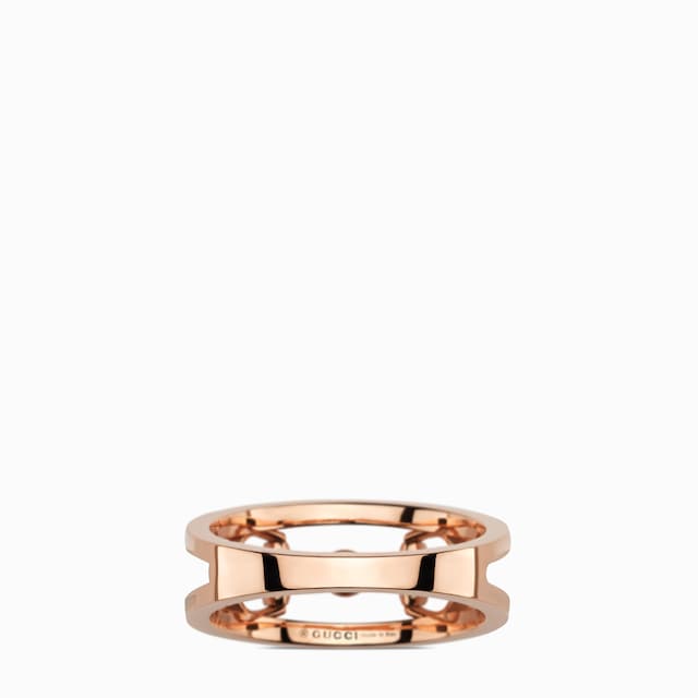 18k Horsebit wide diamond ring