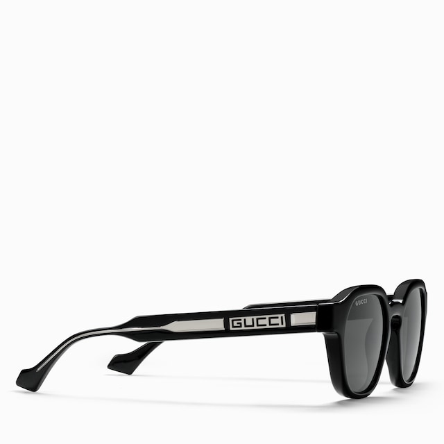Oval frame sunglasses