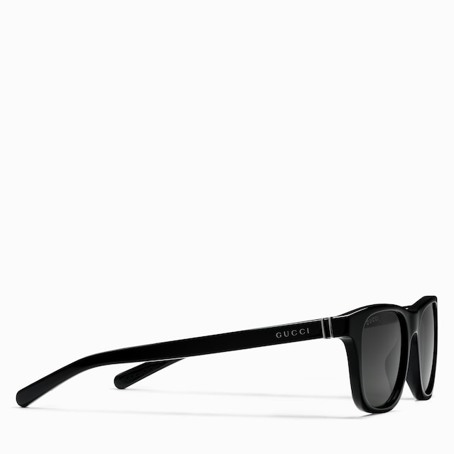Sonnenbrille mit eckigem Rahmen