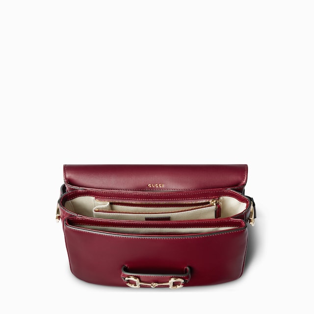 حقيبة الكتف Gucci Horsebit 1955 Soft متوسطة الحجم
