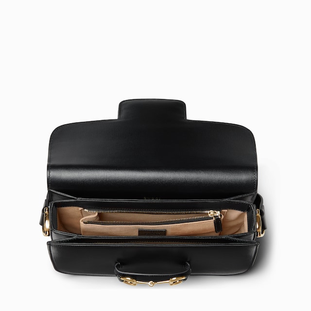 حقيبة الكتف Gucci Horsebit 1955 متوسطة الحجم
