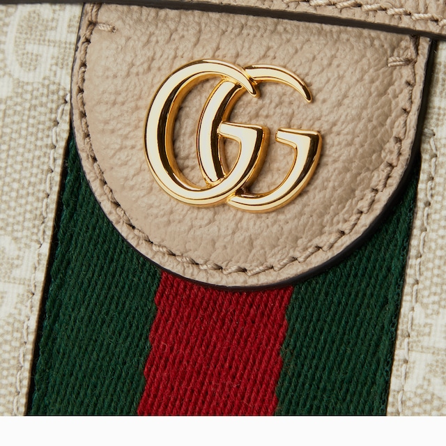 【完売必至】グッチ シックなたたずまいのロゴカメラバッグ グッチ GUCCI GUCCI グッチ ショルダーバッグ 607720 CAO0G 1000