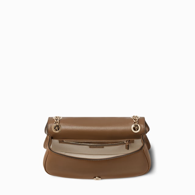 Gucci Blondie medium shoulder bag