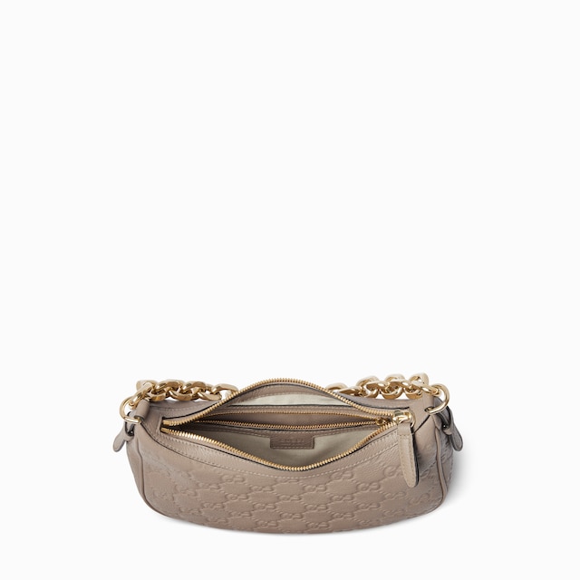 GG Emblem medium shoulder bag