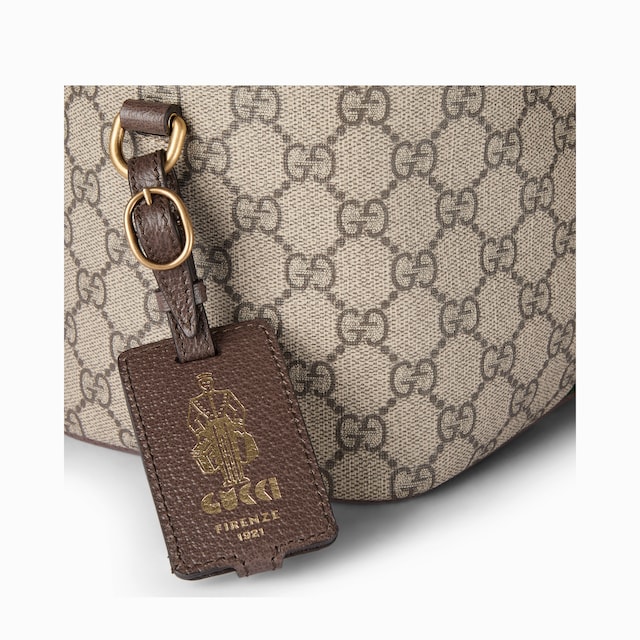 Gucci Savoy medium beauty case