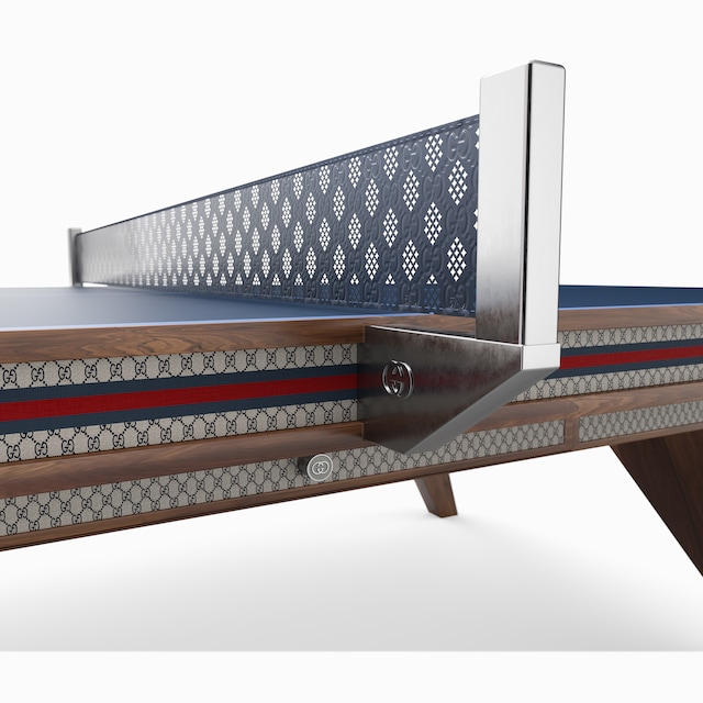 Tennis table