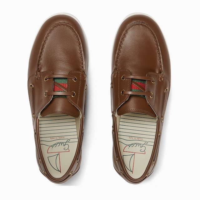 Children's boat shoe with Web