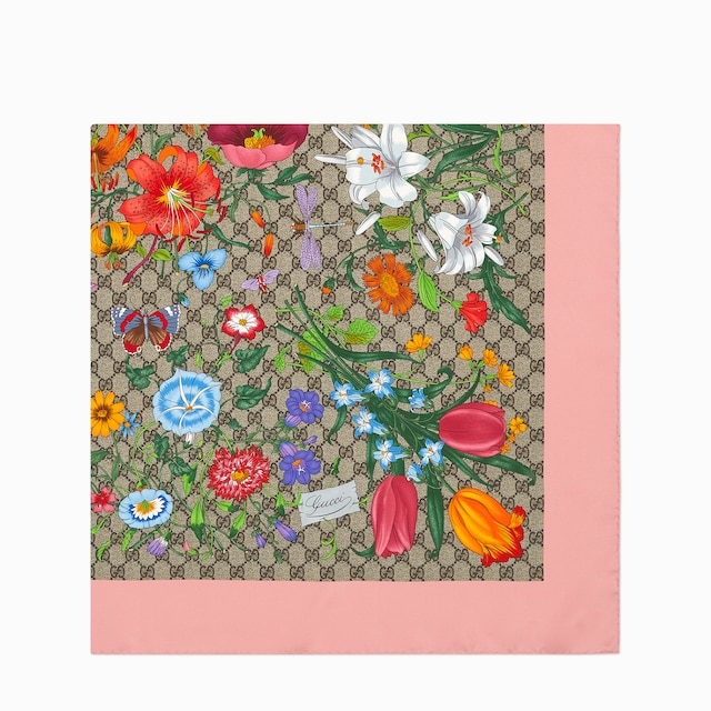 GUCCI ネックボウ　フラワープリント スカーフ 国内直営*GUCCI* GUCCI フローラル プリント シルク ネックボウ