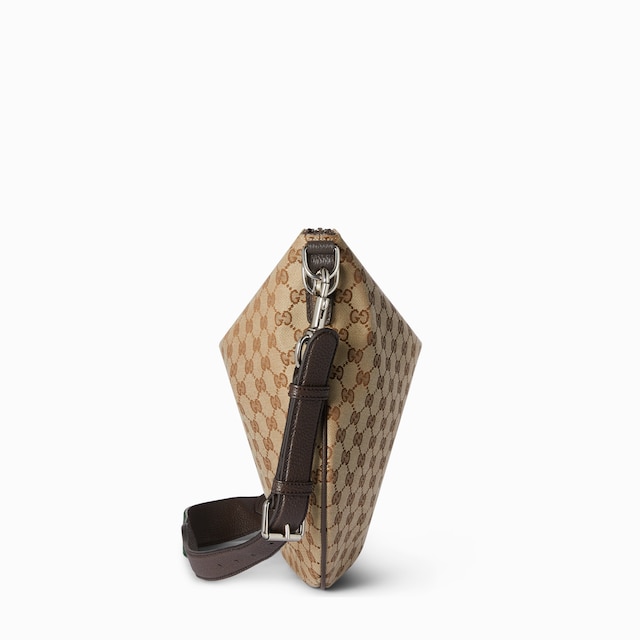 Gucci B medium shoulder bag