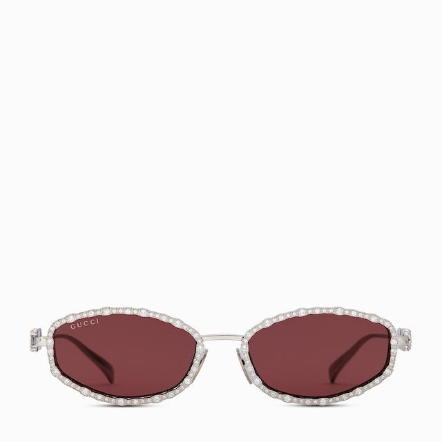 Sonnenbrille mit ovalem Rahmen
