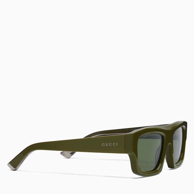 Sonnenbrille mit rechteckigem Rahmen