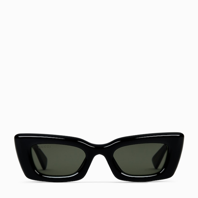 ちょこ❤︎ Cat-eye frame sunglasses in black and Gucci Rosso Ancora red