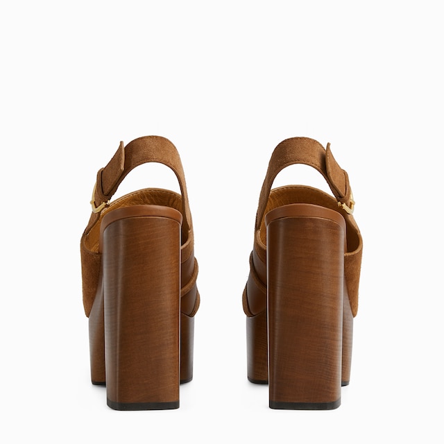 Women's platform sandal with Horsebit