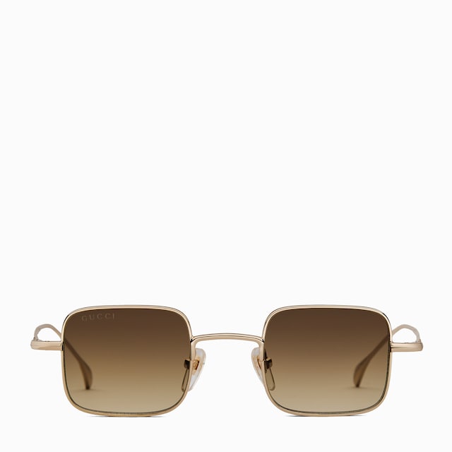 Sonnenbrille mit eckigem Rahmen