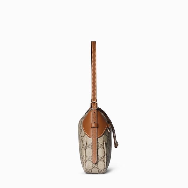 GG Emblem small shoulder bag