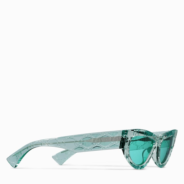 Cat eye sunglasses