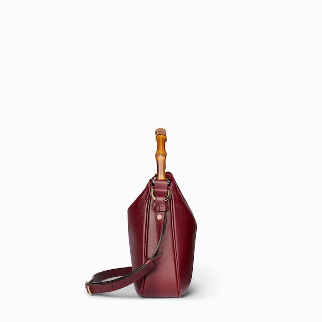 حقيبة الكتف Gucci Diana صغيرة الحجم