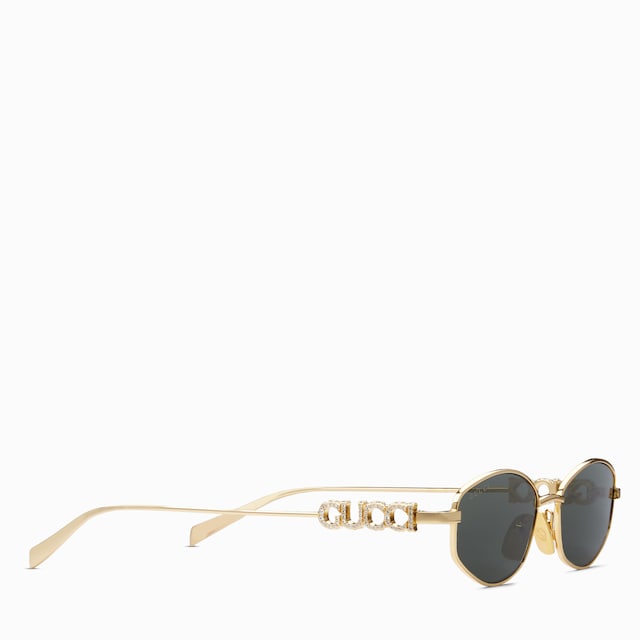 Sonnenbrille mit ovalem Rahmen