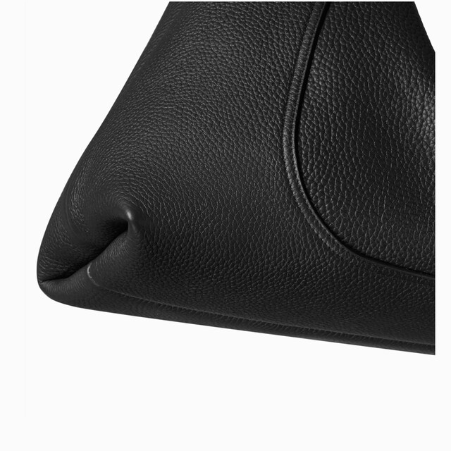 Gucci Softbit maxi shoulder bag - image 2