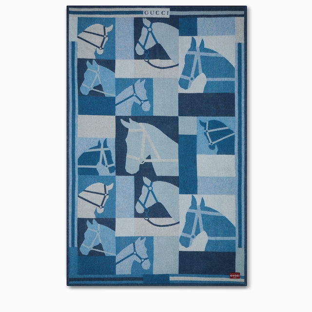 Wool and cashmere jacquard blanket