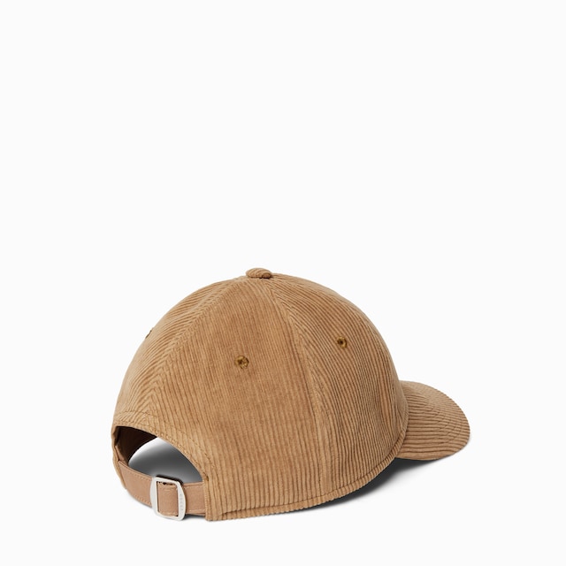 Baseballkappe aus Samt mit Stickerei