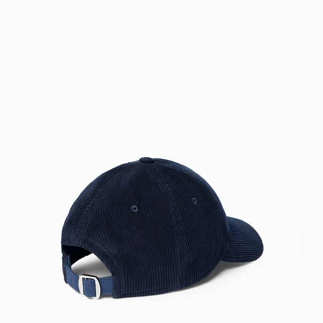 Baseballkappe aus Samt mit Stickerei