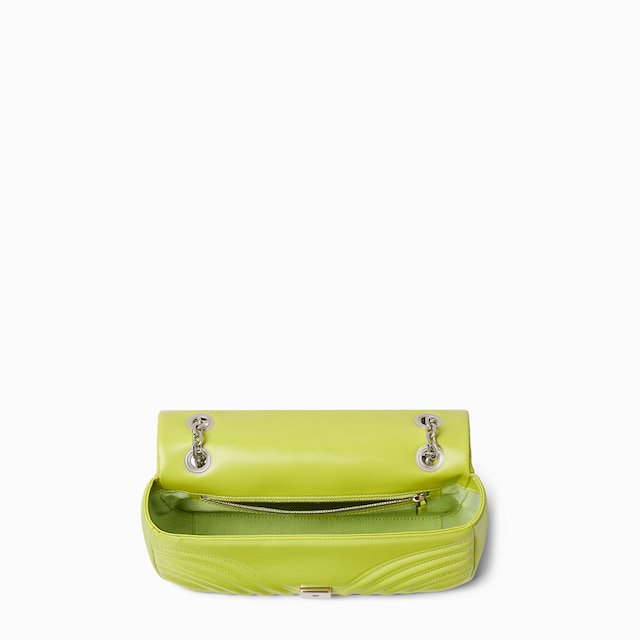 GG Marmont medium shoulder bag