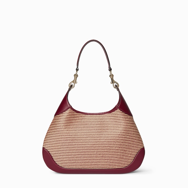حقيبة الكتف Gucci B متوسطة الحجم