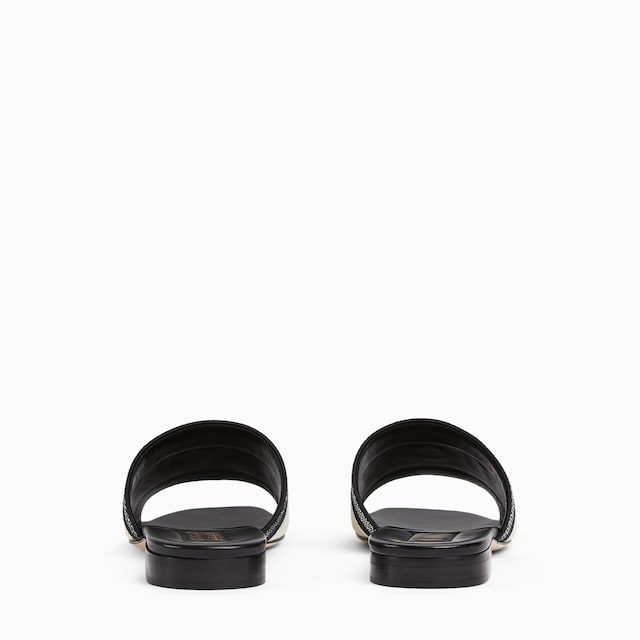 Women's slide sandal with Web