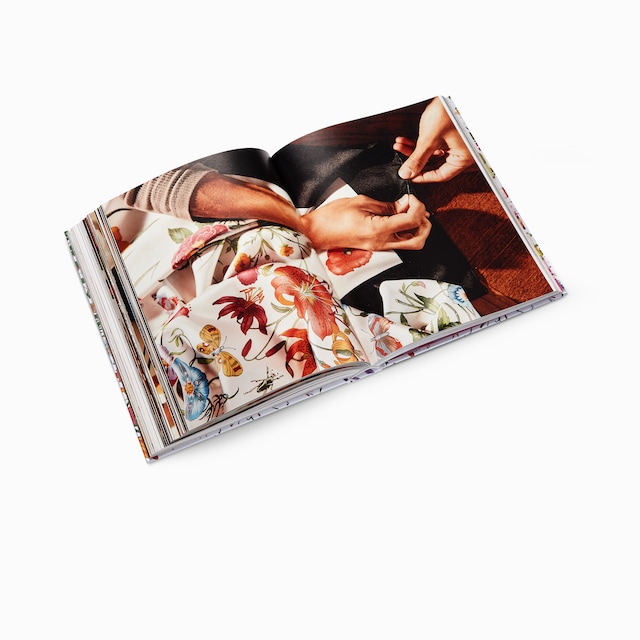 Gucci: The Art of Silk(영어)