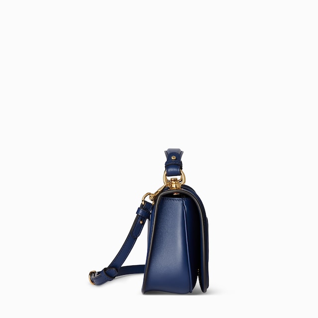 Gucci Blondie medium top handle bag