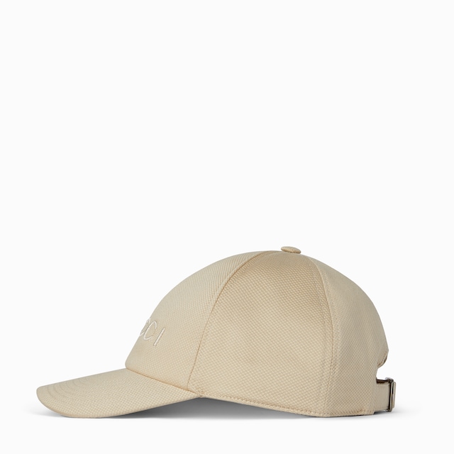 Cotton baseball hat with embroidery