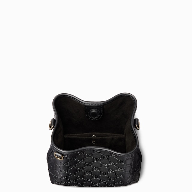 GG Emblem small bucket bag
