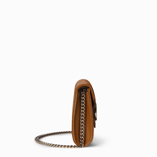 GG Marmont wallet on chain