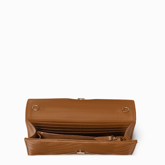 GG Marmont wallet on chain